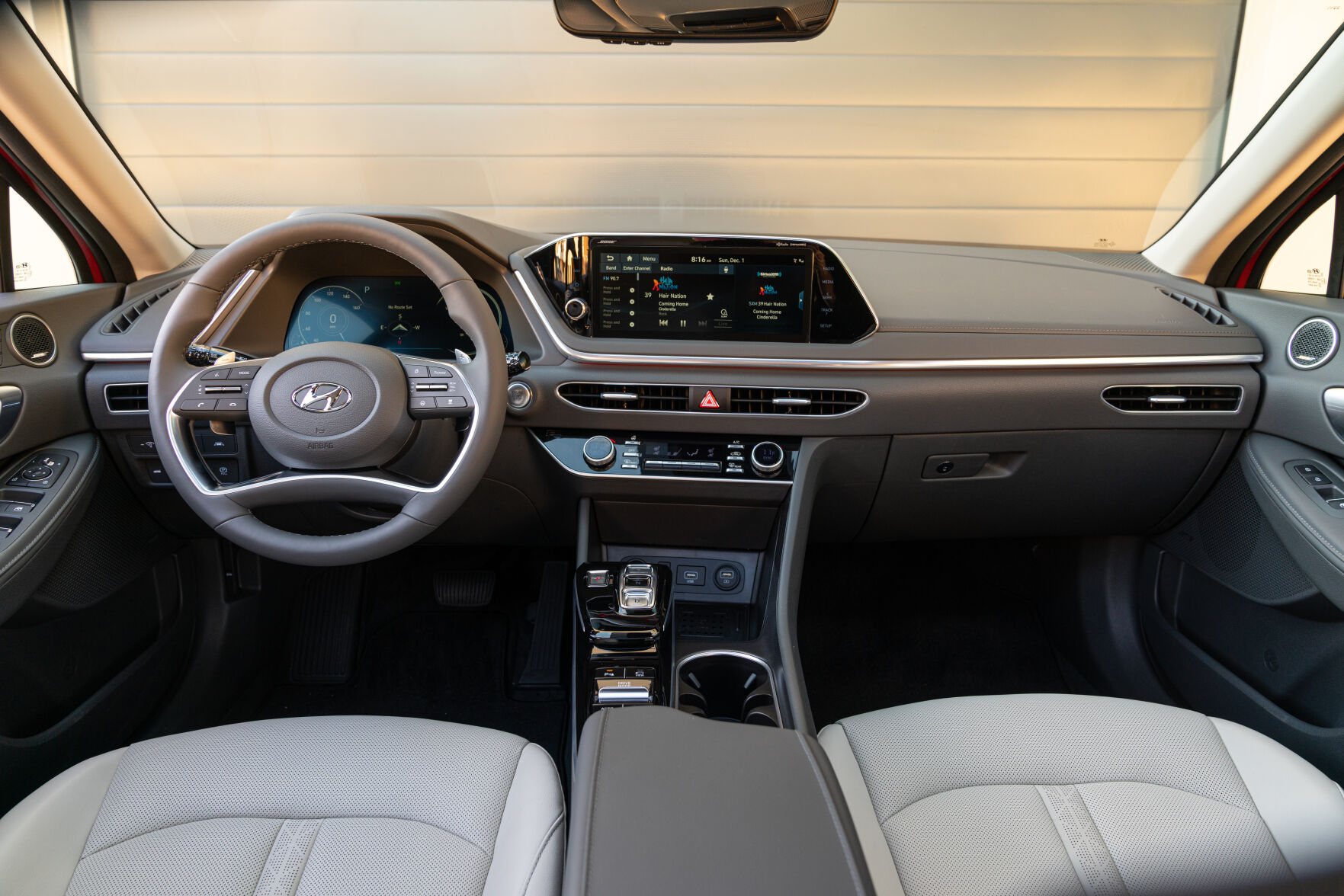 Large-47310-2022Sonata.jpg